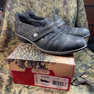 Cobb hill size 8.5 Nadine shoes in original box